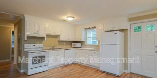 717 Bennett Street Gallery 9