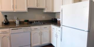 Willow Gardens Apartments Gallery 1