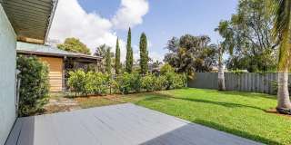 687 NE Maranta Gallery 30
