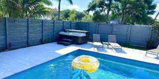 4 Beds Villa with a Salt & Heated Pool & Hot Tub Gallery 8