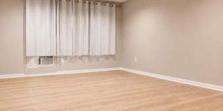 2271 PROVIDENCE Street Gallery 13