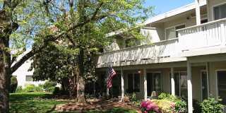 Weidler Plaza Gallery 3