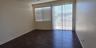 2709 W Redwood Lane Gallery 25