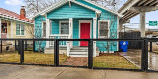 2 Bedroom, 2 Bath Home with ADU Downtown Charleston! Gallery 4