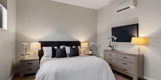 1720-00 FOLSOM Street Gallery 20