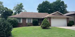 3 Bed / 2 Bath in south Central Springfield 3 Bed / 2 Bath in south Central Springfield Gallery 1