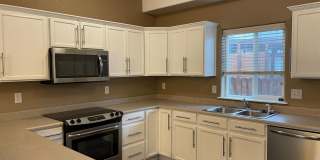 Very Nice 3 Bedroom 2.5 Bathroom  ***2021 Sq. Ft Living Space***Located in Central Point with a Large Bonus Room Gallery 10