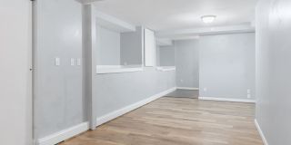 561 Singer Drive - B Gallery 22