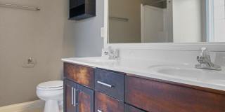 Pet Friendly Three Bedroom! Gallery 11