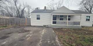 Spacious 3 Bedroom 2 Bathroom Home Available NOW! Spacious 3 Bedroom 2 Bathroom Home Available NOW! Gallery 1