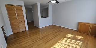 1140 West Barry Avenue Gallery 6