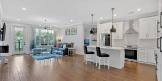 6890 Peachtree Dunwoody Road Gallery 1