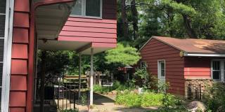 Single Family Home - River Views - Updated Finishes! Gallery 1