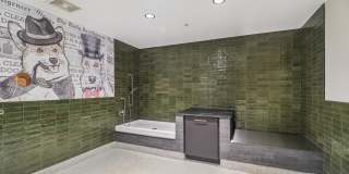 333 North Broad Gallery 68