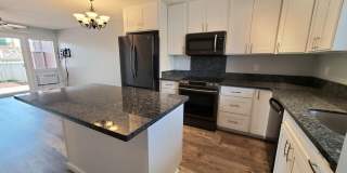 Desirable Ground Floor Waikele Unit! Gallery 1