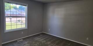 Nice 3 bed, 2 bath home in Boise. Newer Paint and Carpet. Gallery 12