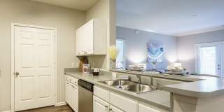 Apartments at Glenmoore Gallery 18
