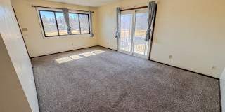 532 Melton Street - A Gallery 3