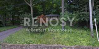 Available now - Wonderful 3bedroom/2.5 bath home in Plymouth! Gallery 4