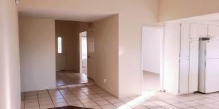 *DO NOT DISTURB TENANTS- 4 bedroom 2 bath home w/POOL!! Gallery 8