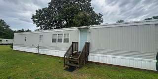 Newly Updated 2Bed/1Bath Mobile Home in Richlands - Close to Camp Lejuene Gallery 1
