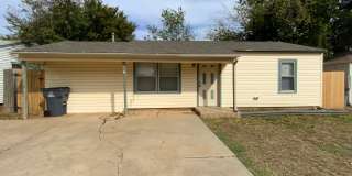 2 bedroom, 1 bath ready to call home TODAY! Gallery 1