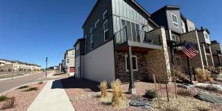 Low Maintenance Split Level Beauty 80922 Gallery 4