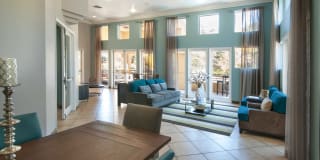 Deerwood Gallery 17