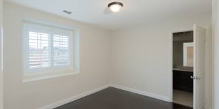 Beautifully Maintained 3 Bed, 2.5 Bath Home in Prime RiverPark Location Gallery 13