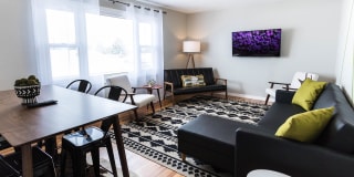 613 Killarney Drive - Up Gallery 1