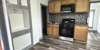 408 S Gardiner Avenue Gallery 11