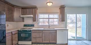 924 West 60th Pl Merrillville, IN 46410 Gallery 9