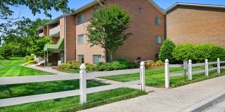 Gainsborough Court, Churchill Mews, and Copperfield Square Apartments & Townhomes Gallery 63