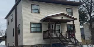 Duluth, MN 3 Bed, 1 Bath Gallery 1