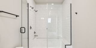 2800 Taylor Gallery 43