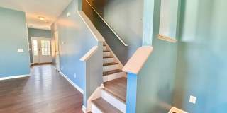 Updated 3BR Townhome | Community Pool, Gym, Pickleball, & Tennis Courts | Easy RTP Access Gallery 16