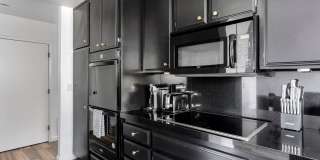 Stylish Palm Springs Retreat with Pool (Monthly Only - No Long Term) Gallery 45