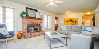 107 NW Winfield Lane Gallery 3