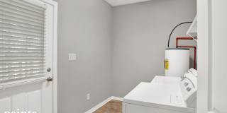 2147 Henrietta Fulford Pl Apt 2 Gallery 23