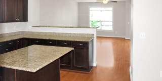 Garage townhome with mountain views Garage townhome with mountain views Gallery 8