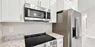 736-738 Gilbert Avenue S Gallery 36