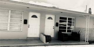412 SW 10th St Gallery 1