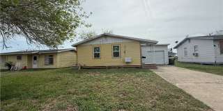 921 Oak Street Gallery 1