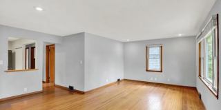 905 S Henderson Street Gallery 2