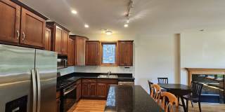 1326 W Grenshaw Street Gallery 6