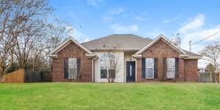 213 Hummingbird Drive Gallery 1