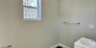 90 Pleasant Street Gallery 21