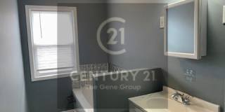 2114 Wayne Ave. Gallery 14