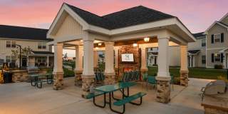 Hickory Cottages Apartments Gallery 41