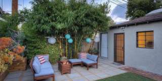 Beautifully Remodeled Home in Fantastic Westside Village/Palms location Gallery 22